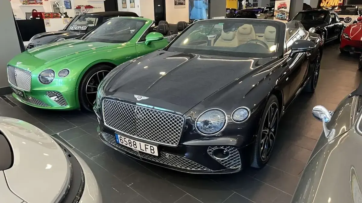 Usado Bentley Continental GT Convertible 549 CV (403 kW) 2020 Gris Descapotable