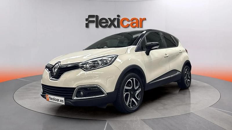 Usado Renault Captur Zen 90 CV (66 kW) 2016 Blanco SUV