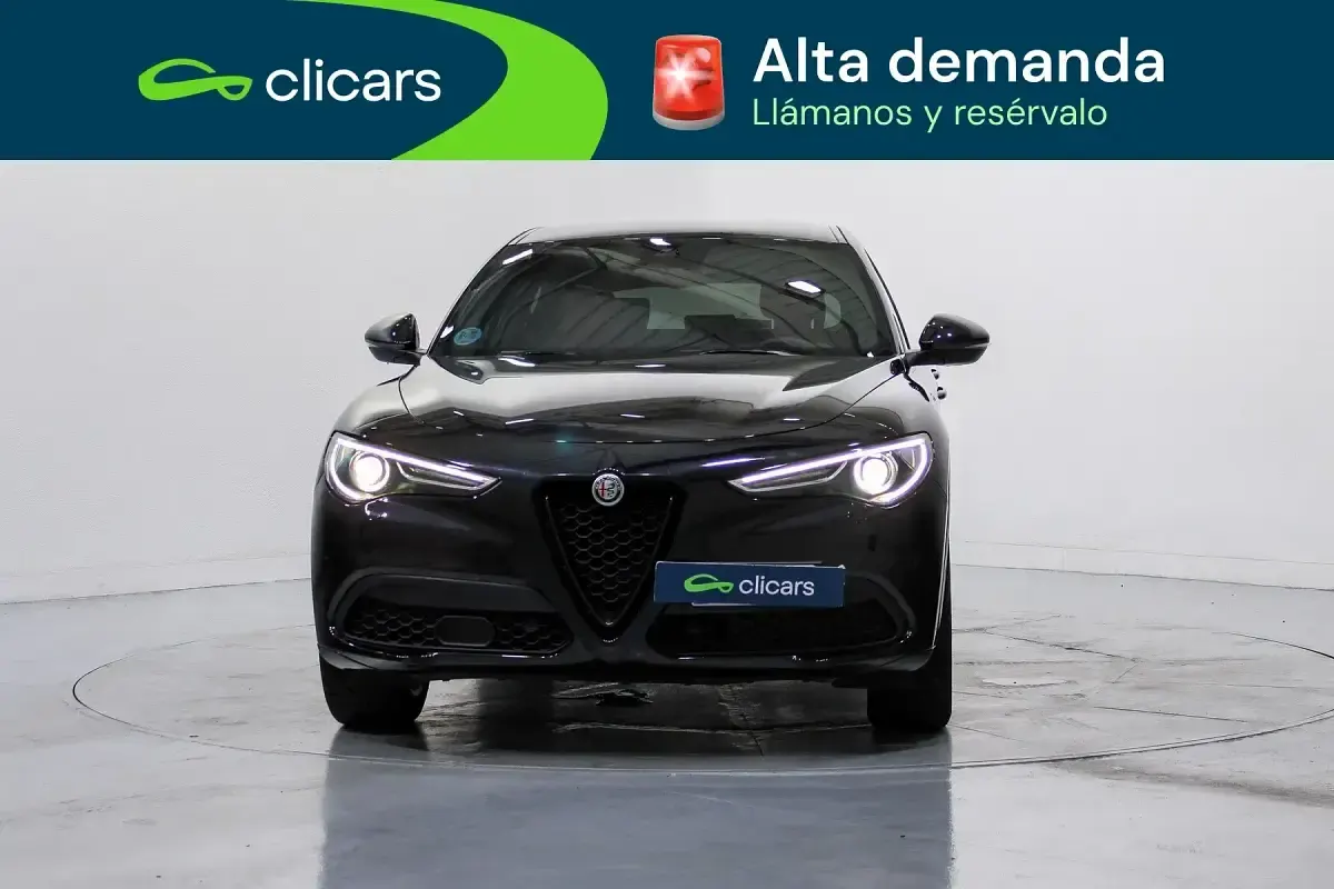 Usado Alfa Romeo Stelvio Veloce 210 CV (154 kW) 2021 Negro SUV