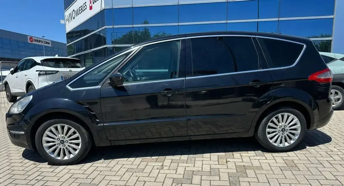 Usado Ford S-MAX Titanium 140 CV (102 kW) 2010 Negro Monovolumen