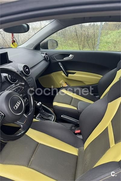 Usado Audi A1 Ambition 90 CV (66 kW) 2011 Marrón Berlina