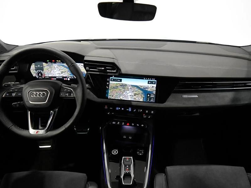 Usado Audi A3 150 CV (110 kW) 2024 Gris/plata Berlina
