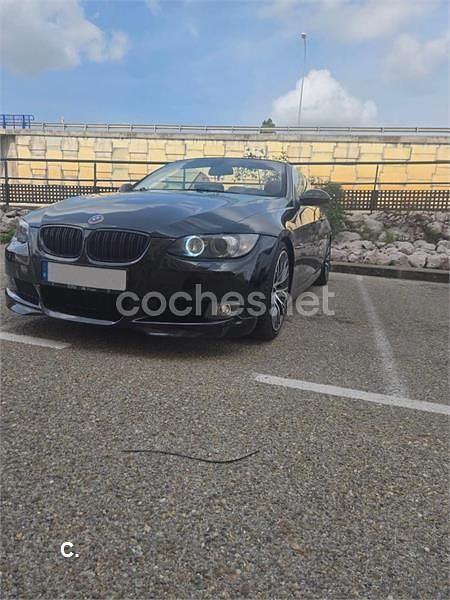 Usado BMW 320 Cabriolet 177 HP (130 kW) 2010 Preto Cabrios