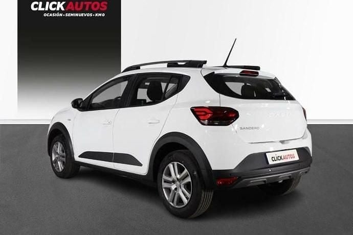 Usado Dacia Sandero Expression 90 CV (66 kW) 2024 Utilitario