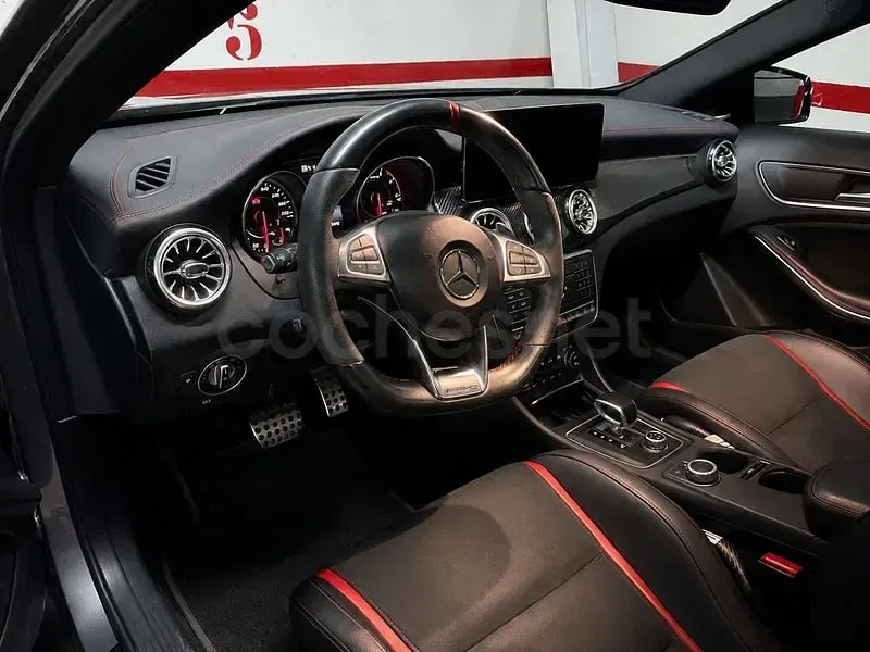 Usado Mercedes GLA45 AMG 381 CV (280 kW) 2019 Gris / plata SUV