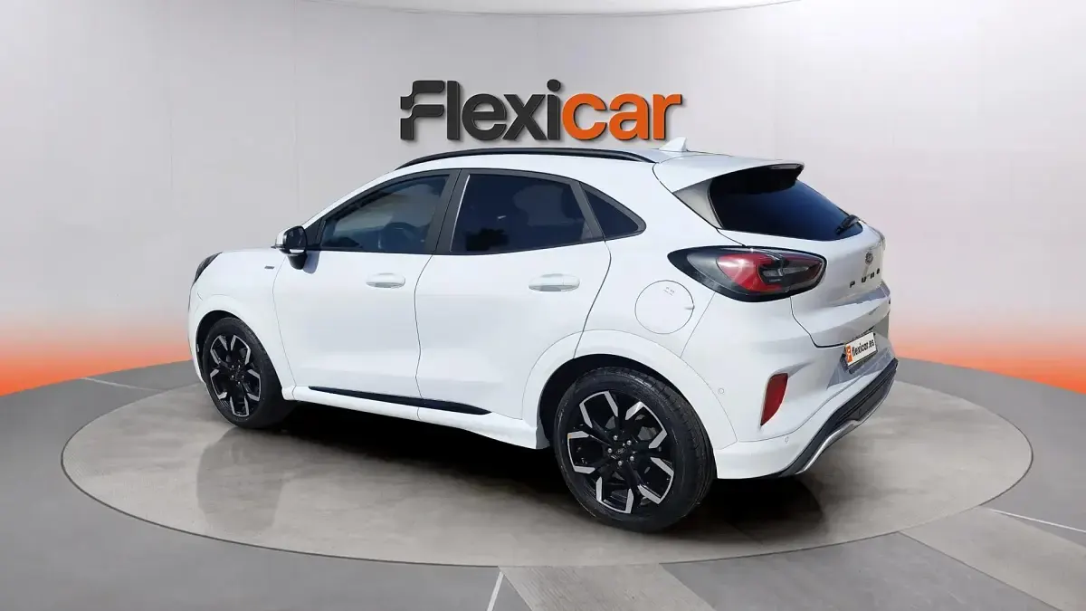 Usado Ford Puma ST-Line 125 CV (91 kW) 2023 Blanco SUV