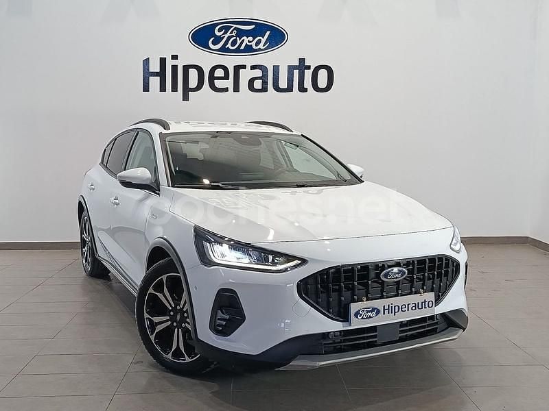 Blanco Usado 2023 Ford Focus Active Berlina | 19.950 € (Un poco caro) - Imagen 1/4