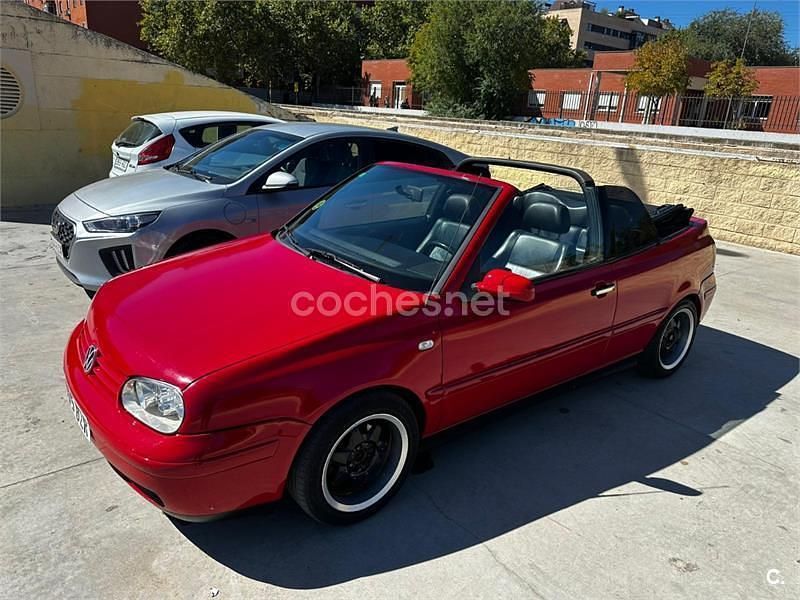 Rojo Usado 2002 VW Golf Cabriolet Edition Descapotable | 6500 € - Imagen 1/4