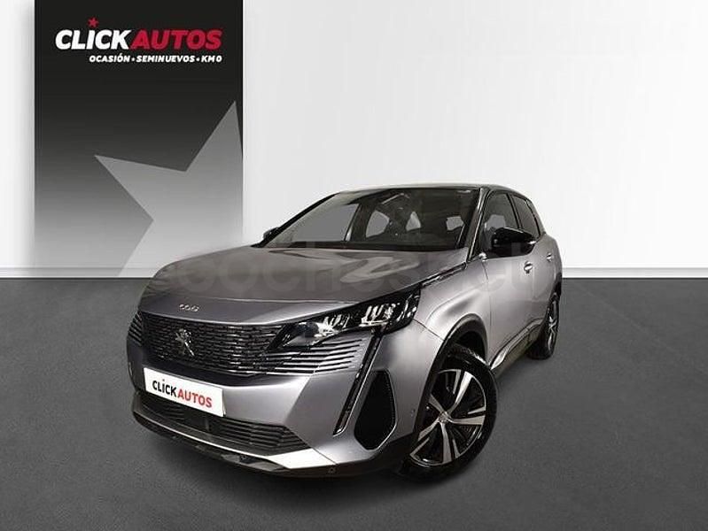 Usado Peugeot 3008 Allure 130 CV (95 kW) 2023 Gris / plata SUV