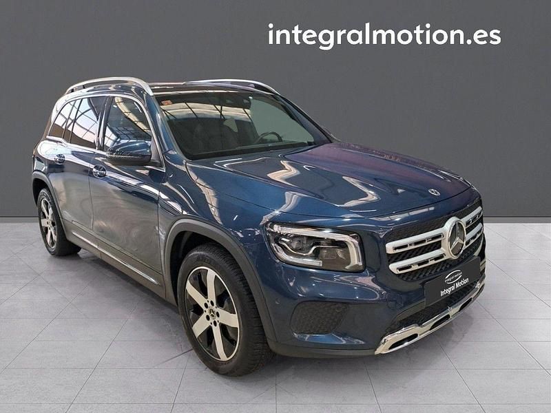 Usado Mercedes GLB180 Business 114 CV (83 kW) 2021 Azul SUV