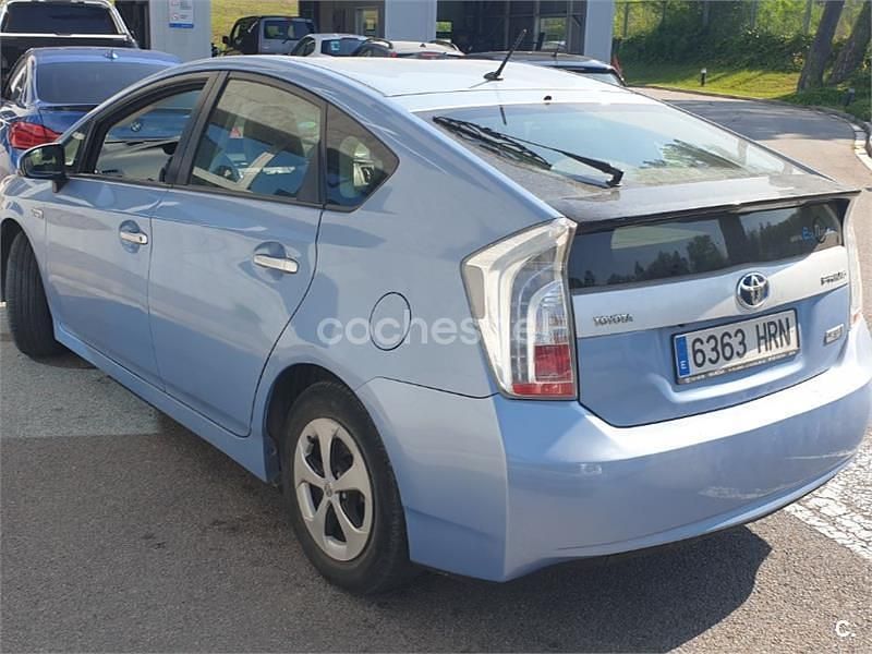 Usado Toyota Prius Advance 136 CV (100 kW) 2013 Azul Berlina