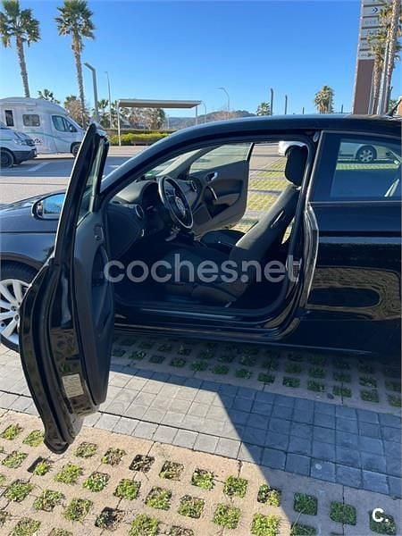 Usado Audi A1 Attraction 105 CV (77 kW) 2010 Negro Utilitario