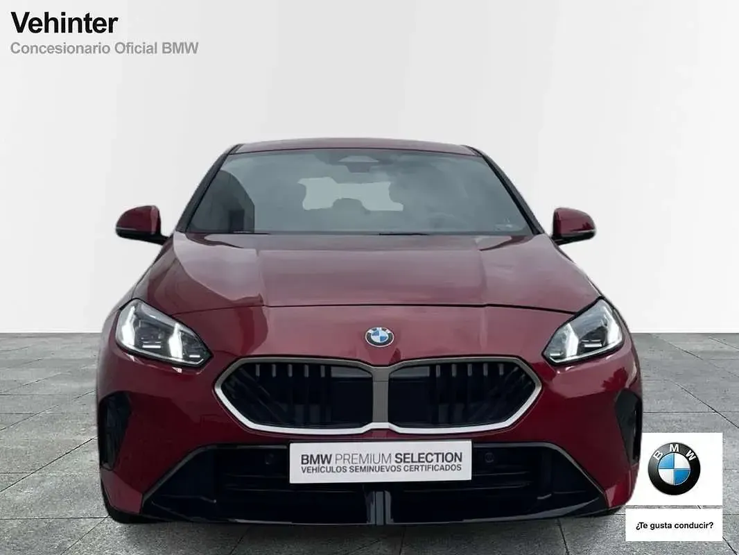 Nuevo BMW 120 170 CV (125 kW) 2026 Rojo Utilitario