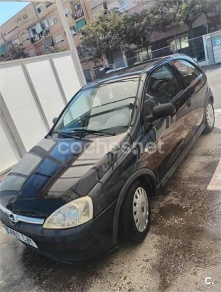 Usado Opel Corsa Club 75 CV (55 kW) 2003 Negro Berlina