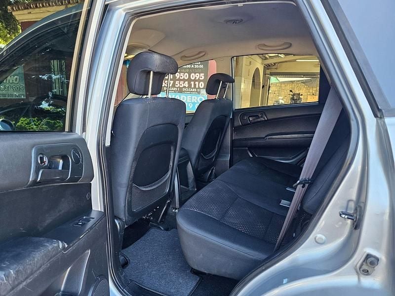 Gris / plata Usado 2010 Ssangyong (KGM) Actyon SUV | 5990 € (Buen precio) - Imagen 1/4