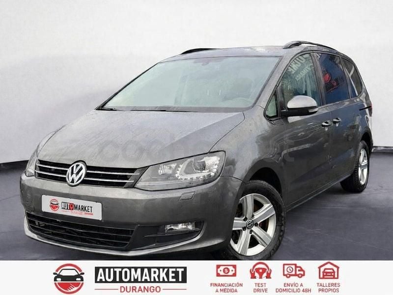 Usado VW Sharan Sport 140 CV (102 kW) 2013 Gris / plata Monovolumen