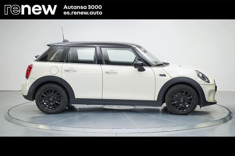 Usado Mini Cooper 136 CV (100 kW) 2019 Blanco Utilitario