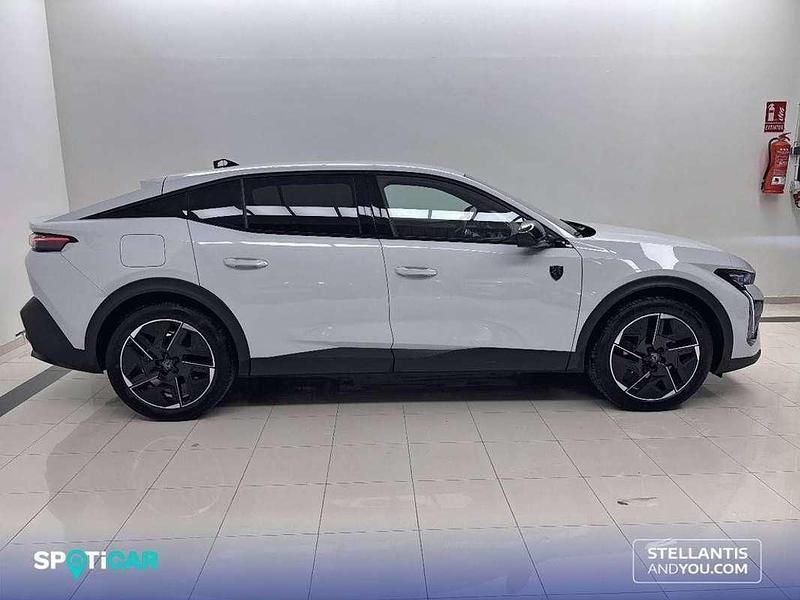 Usado Peugeot 408 GT 131 CV (96 kW) 2024 Blanco Berlina
