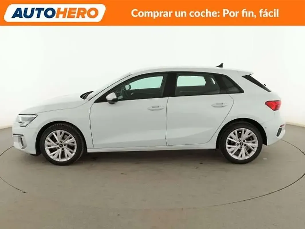 Usado Audi A3 Advanced 110 CV (80 kW) 2021 Blanco Berlina