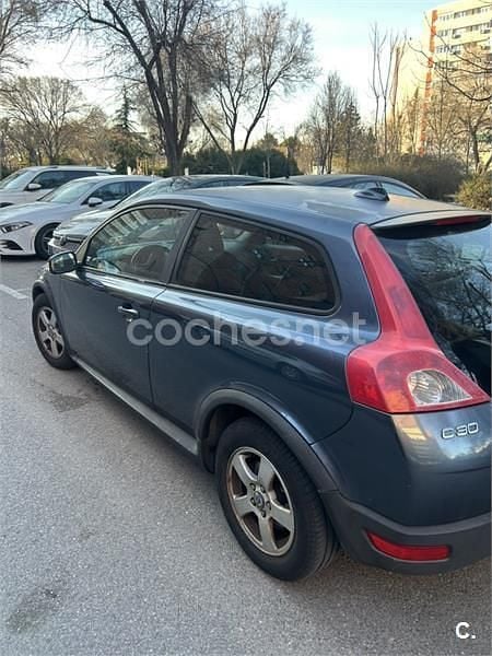 Usado Volvo C30 Kinetic 100 CV (73 kW) 2009 Azul Utilitario