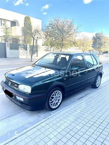 Verde Usado 1996 VW Golf III GTI Berlina | 8900 € - Imagen 1/4