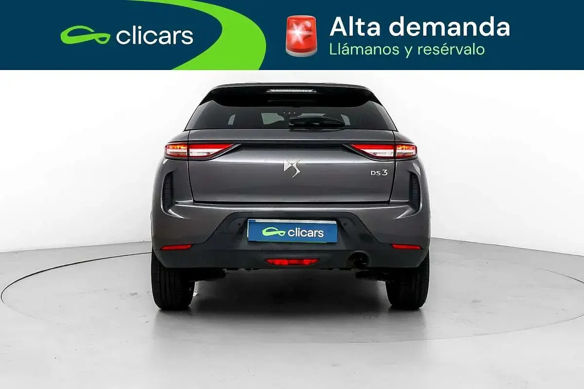 Usado DS Automobiles DS3 Crossback So Chic 102 CV (75 kW) 2020 Gris SUV