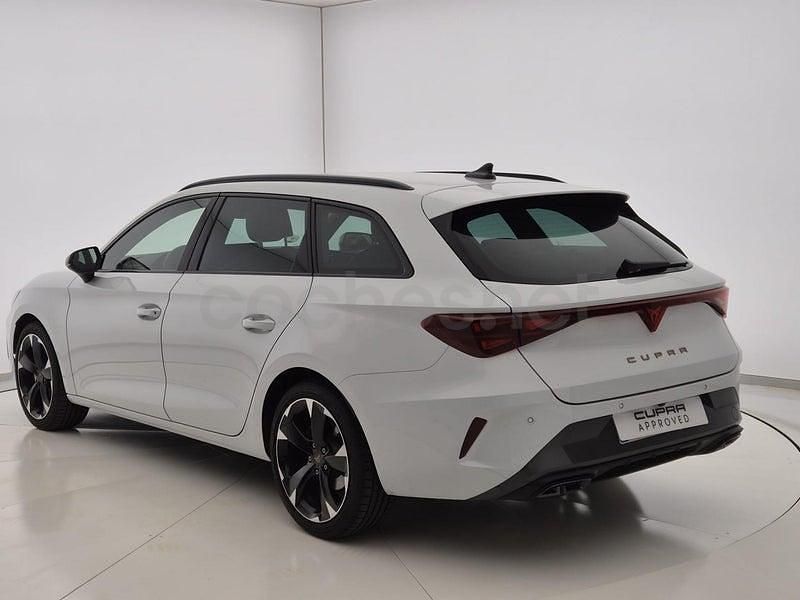 Usado Cupra Leon 150 CV (110 kW) 2024 Blanco Familiar
