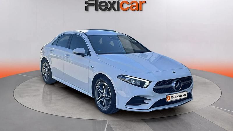 Usado Mercedes A250 218 CV (160 kW) 2021 Berlina