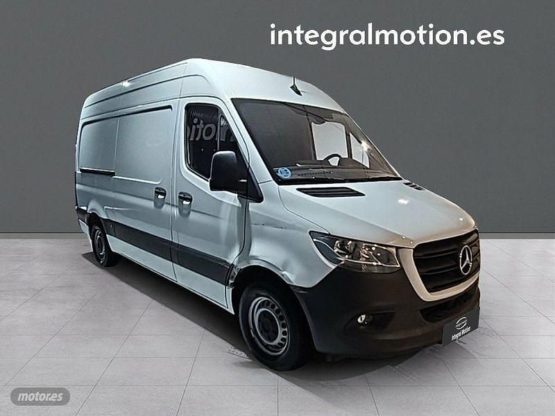 Usado Mercedes Sprinter 150 CV (110 kW) 2022 Blanco Van