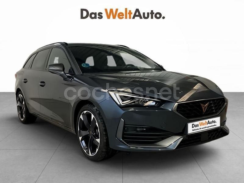 Gris / plata Usado 2024 Cupra Leon Familiar | 27.490 € (Precio justo) - Imagen 1/4