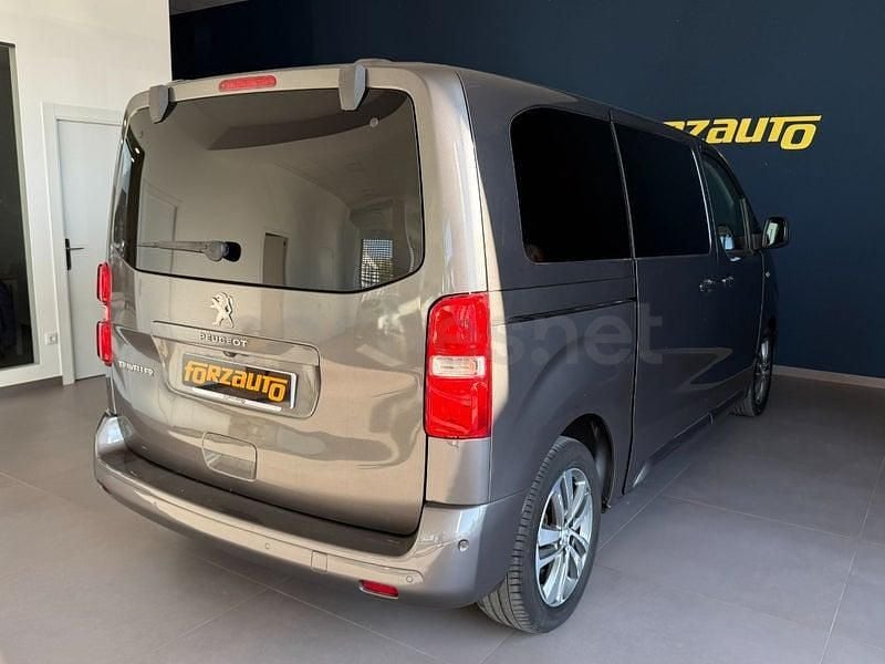 Usado Peugeot Traveller Allure 150 CV (110 kW) 2017 Gris / plata Monovolumen