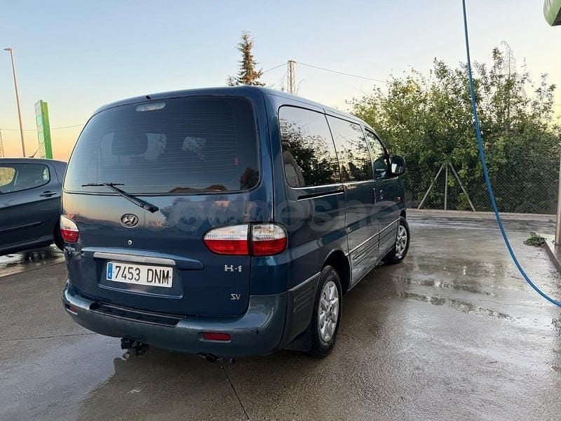 Usado Hyundai H-1 140 CV (102 kW) 2006 Azul Monovolumen