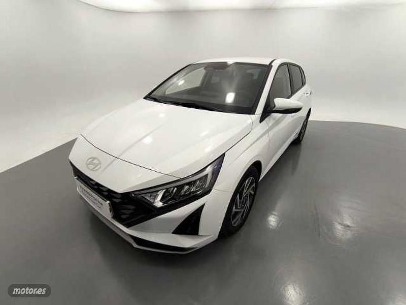 Atlas white Usado 2024 Hyundai i20 Berlina | 17.500 € (Precio justo) - Imagen 1/4