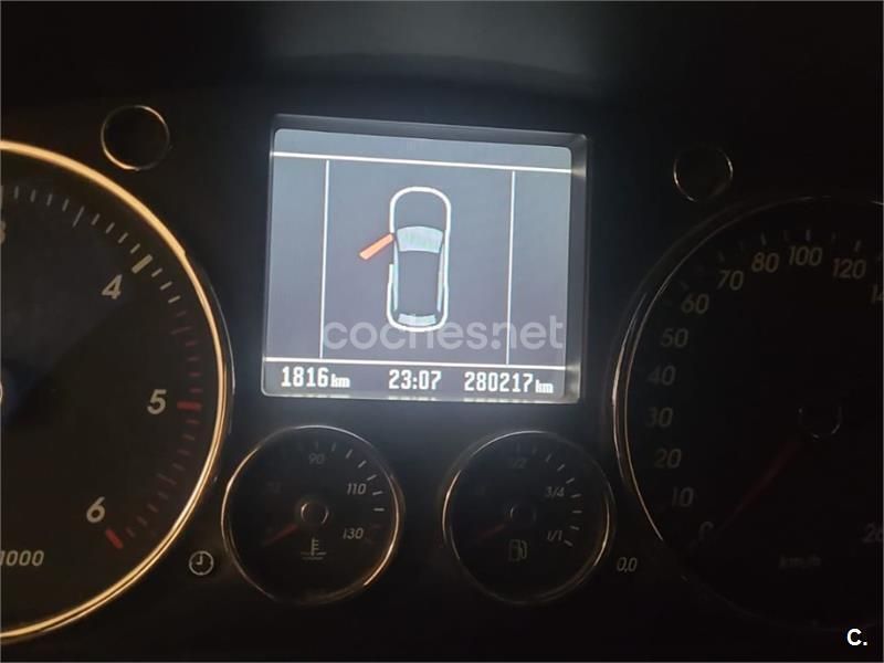 Gris / plata Usado 2004 VW Touareg R SUV | 6000 € (Un poco caro) - Imagen 1/4