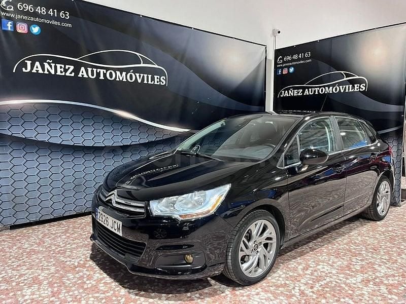 Usado Citroën C4 114 CV (83 kW) 2015 Negro Berlina