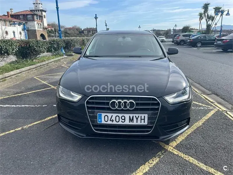 Usado Audi A4 Sport 150 CV (110 kW) 2015 Azul Familiar