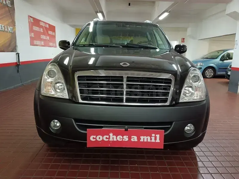 Usado SsangYong Rexton II Limited 186 CV (136 kW) 2007 Negro SUV