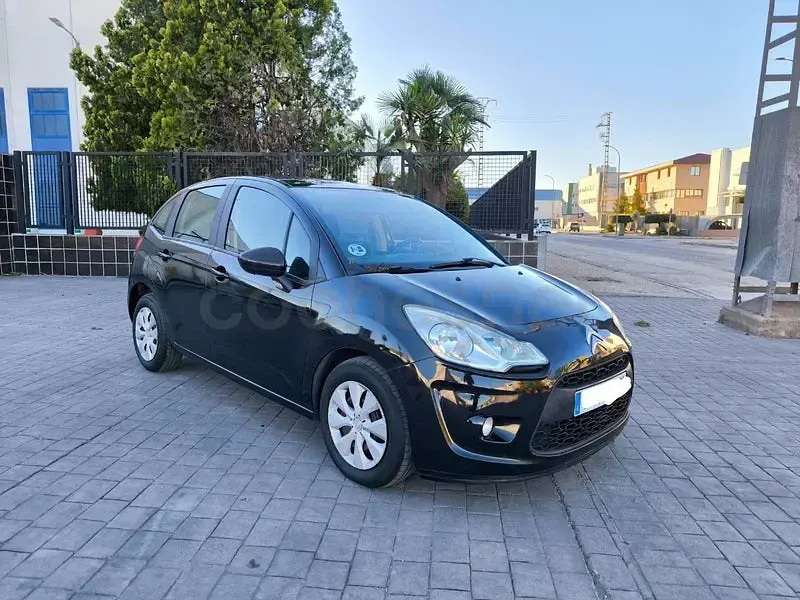 Usado Citroën C3 70 CV (51 kW) 2010 Negro Berlina