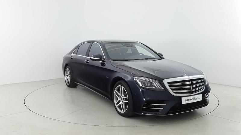 Usado Mercedes S560 AMG line 476 CV (350 kW) 2021 Azul cavansita Berlina