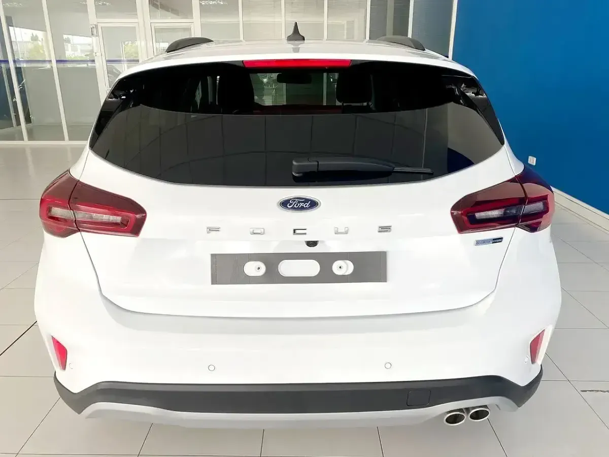 Usado Ford Focus Active 155 CV (114 kW) 2023 Blanco Utilitario