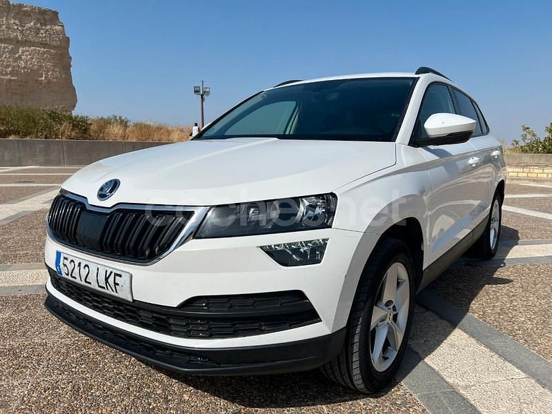 Blanco Usado 2020 Skoda Karoq Ambition SUV | 16.600 € (Precio justo) - Imagen 1/4