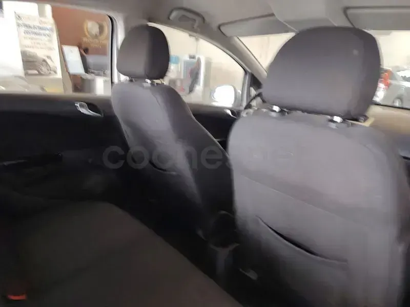 Usado Opel Corsa Selective 95 CV (69 kW) 2013 Gris / plata Utilitario