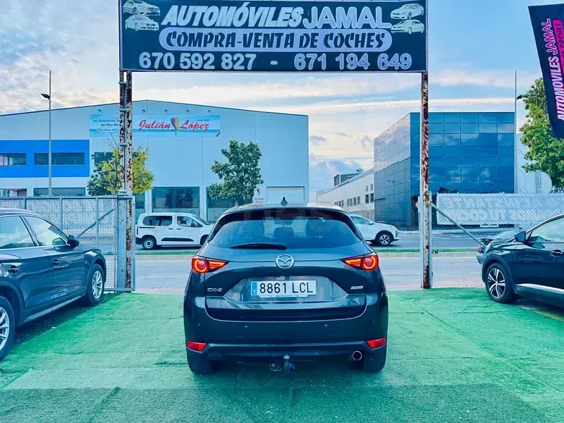 Usado Mazda CX-5 Signature 150 CV (110 kW) 2019 Negro SUV