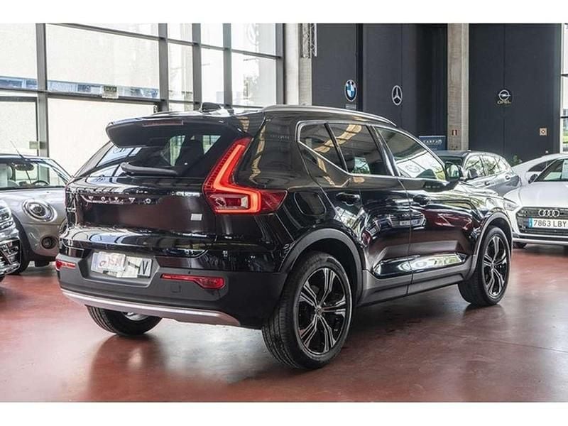 Usado Volvo XC40 Inscription 261 CV (191 kW) 2020 Negro SUV