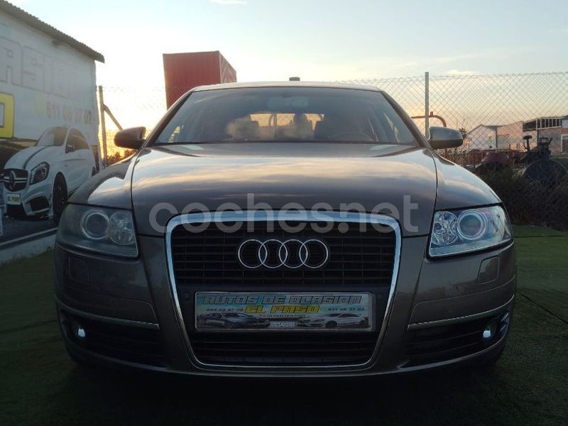 Usado Audi A6 140 CV (102 kW) 2008 Beige Berlina