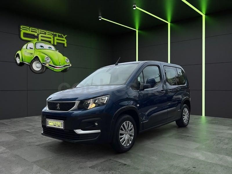 Usado Peugeot Rifter Active 100 CV (73 kW) 2021 Azul Monovolumen