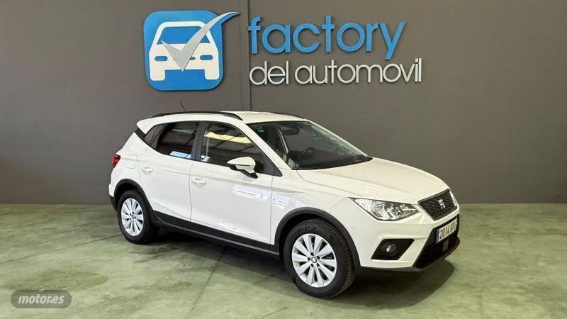 Usado Seat Arona Ecomotive 96 CV (70 kW) 2018 Blanco SUV