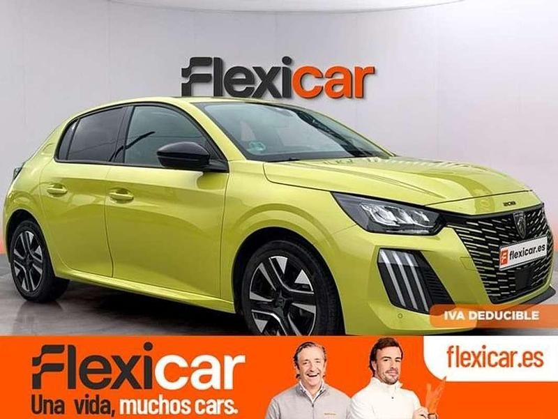 Usado Peugeot 208 Allure 101 CV (74 kW) 2025 Verde Utilitario