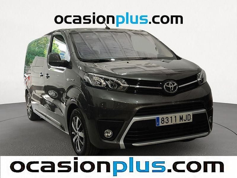 Usado Toyota Proace Advance 100 kW (136 CV) 2023 Gris Monovolumen
