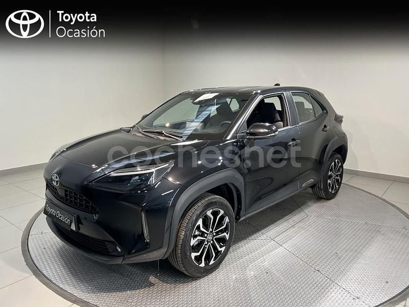 Negro Usado 2021 Toyota Yaris Cross Active SUV | 23.900 € (Precio justo) - Imagen 1/4